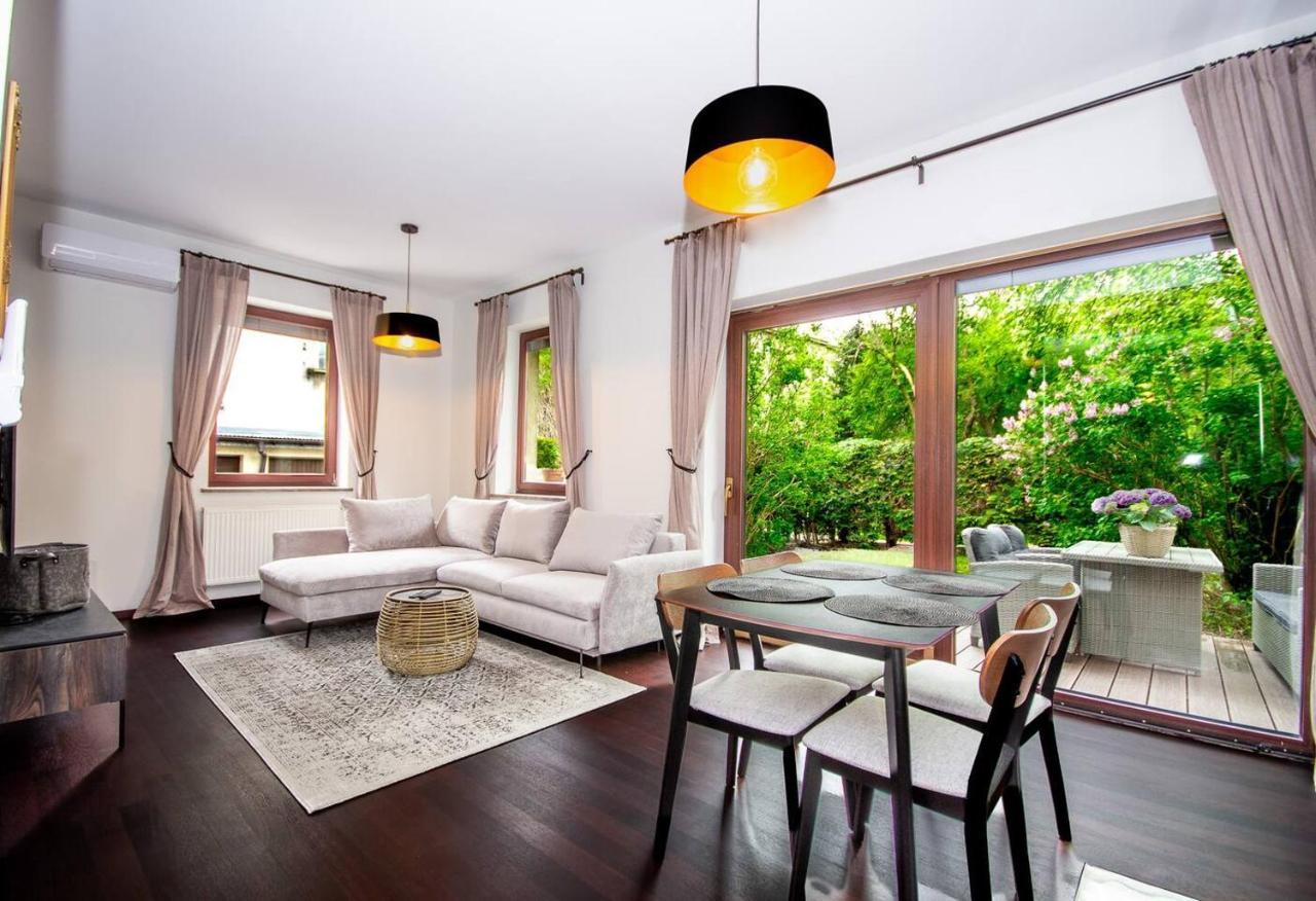 Inpoint 2-Bedrooms Apartment With Private Garden And Free Parking Cracovia Esterno foto